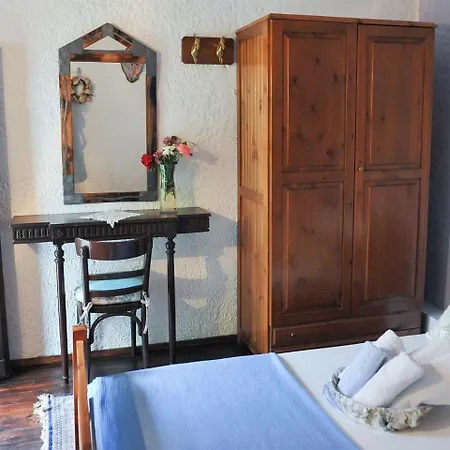 Guest house Xenios Zeus Stavroupoli