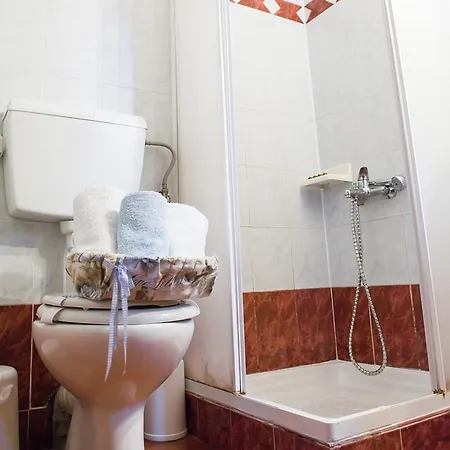 Guest house Xenios Zeus Stavroupoli