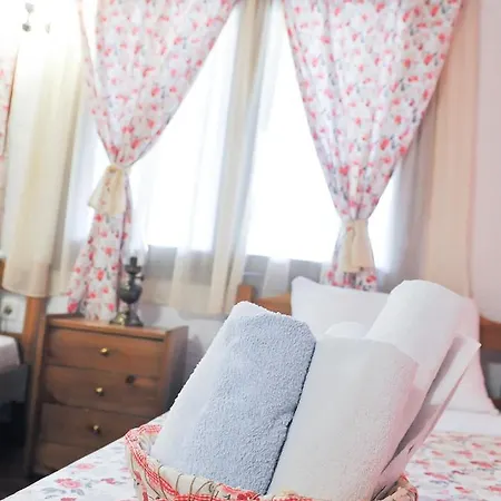 Guest house Xenios Zeus