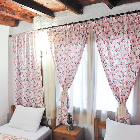 Xenios Zeus 3* Stavroupoli