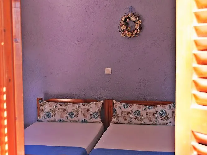 Guest house Xenios Zeus 3*