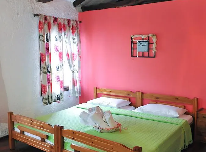 Guest house Xenios Zeus Stavroupoli