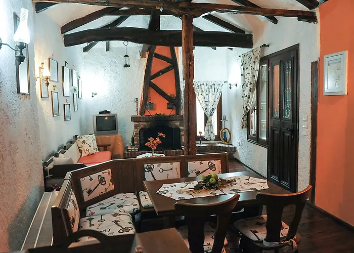 Xenios Zeus Guest house 3*