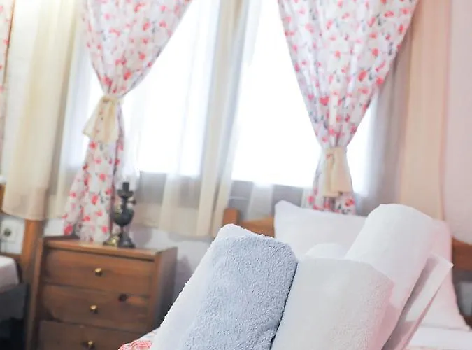 Guest house Xenios Zeus